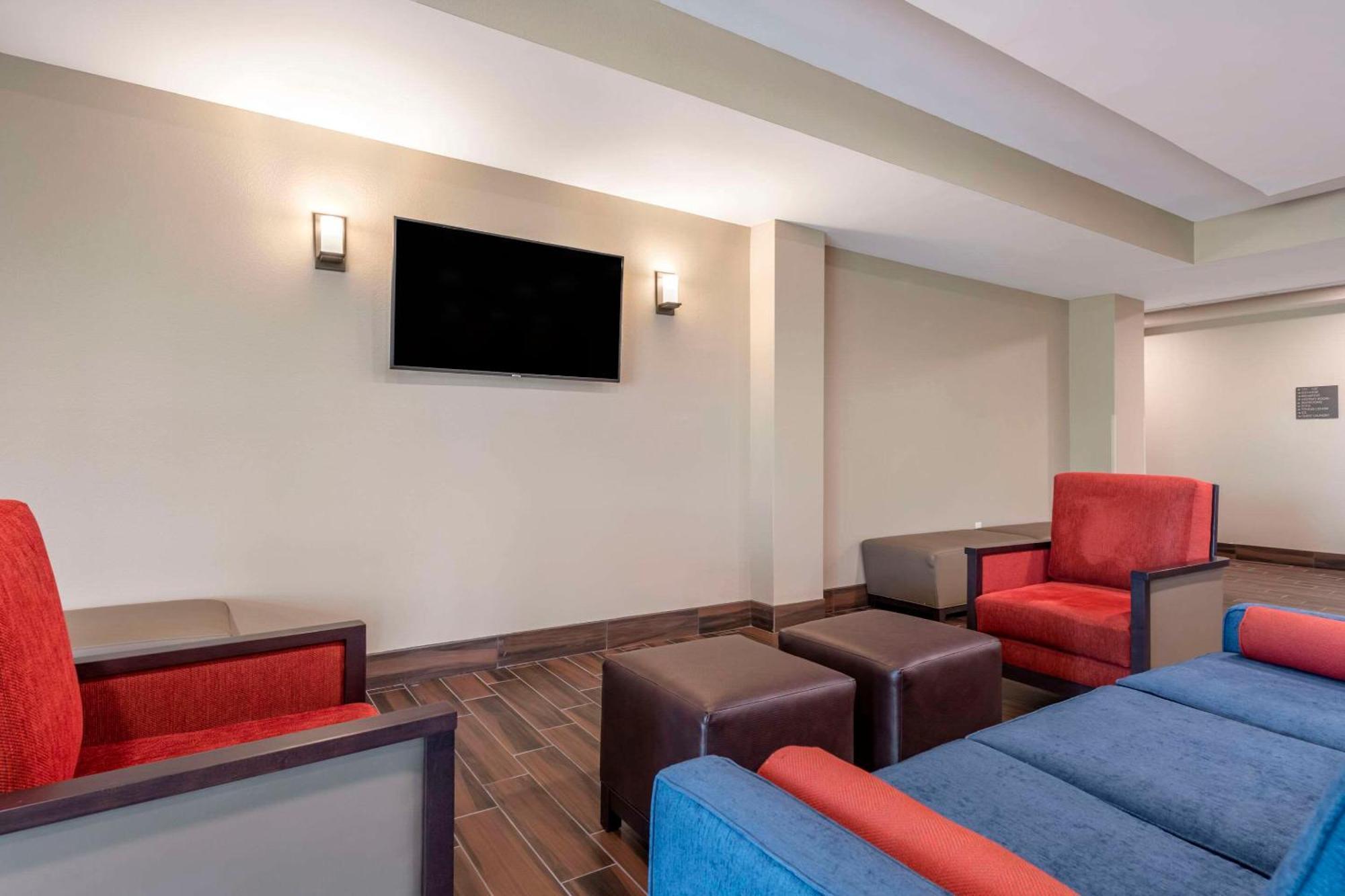 Comfort Suites Daytona Beach-Speedway Екстериор снимка